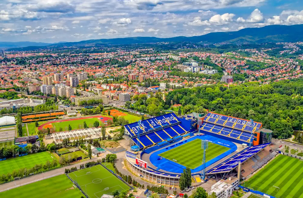 Luchtbeeld van Dinamo Zagrebs thuisstadion Stadion Maksimir