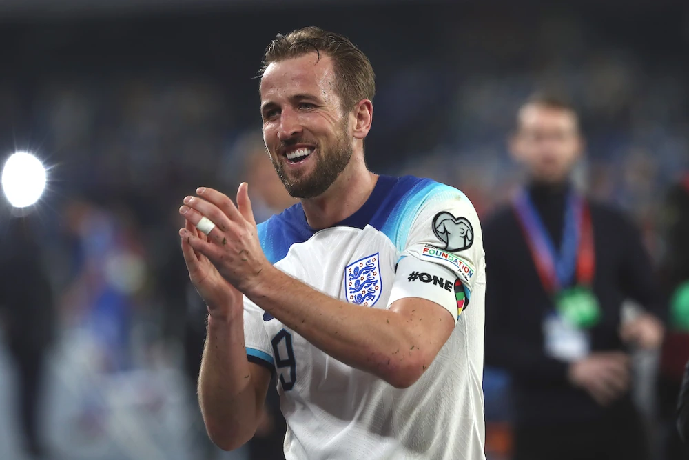 Harry Kane klapt in zijn handen