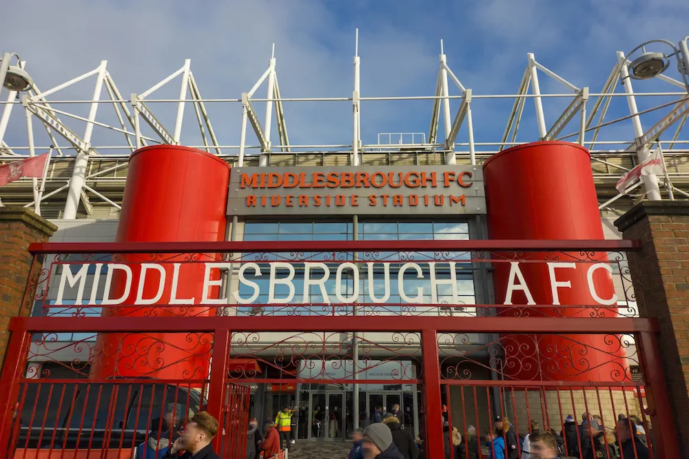 Buiten Middlesbroughs Riverside Stadium